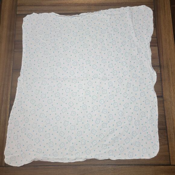 Set of 2 Winnie The Pooh Receiving Blankets 30" X 30" - Picture 5 of 7